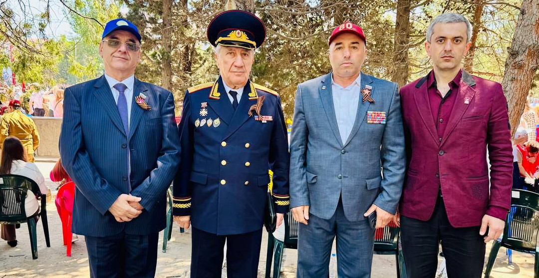 Делегация Общественной палаты РД приняла участие в Параде Победы в Каспийске