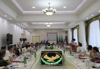 В Общественной палате прошли слушания «О состоянии и мерах по устранению аварий в электрических сетях в Республике Дагестан».