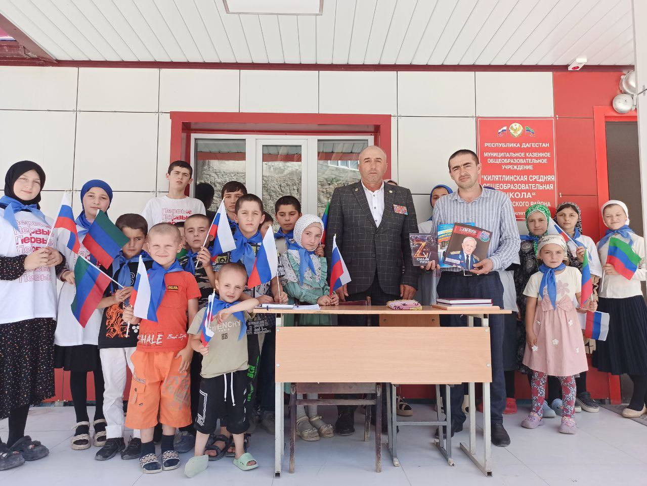 Окопные свечи руками дагестанских школьников