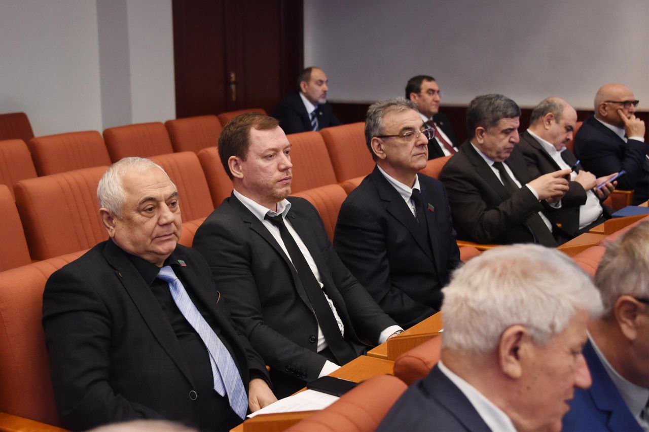 Представители Общественной палаты РД приняли участие в 52-й сессии Народного Собрания Республики Дагестан