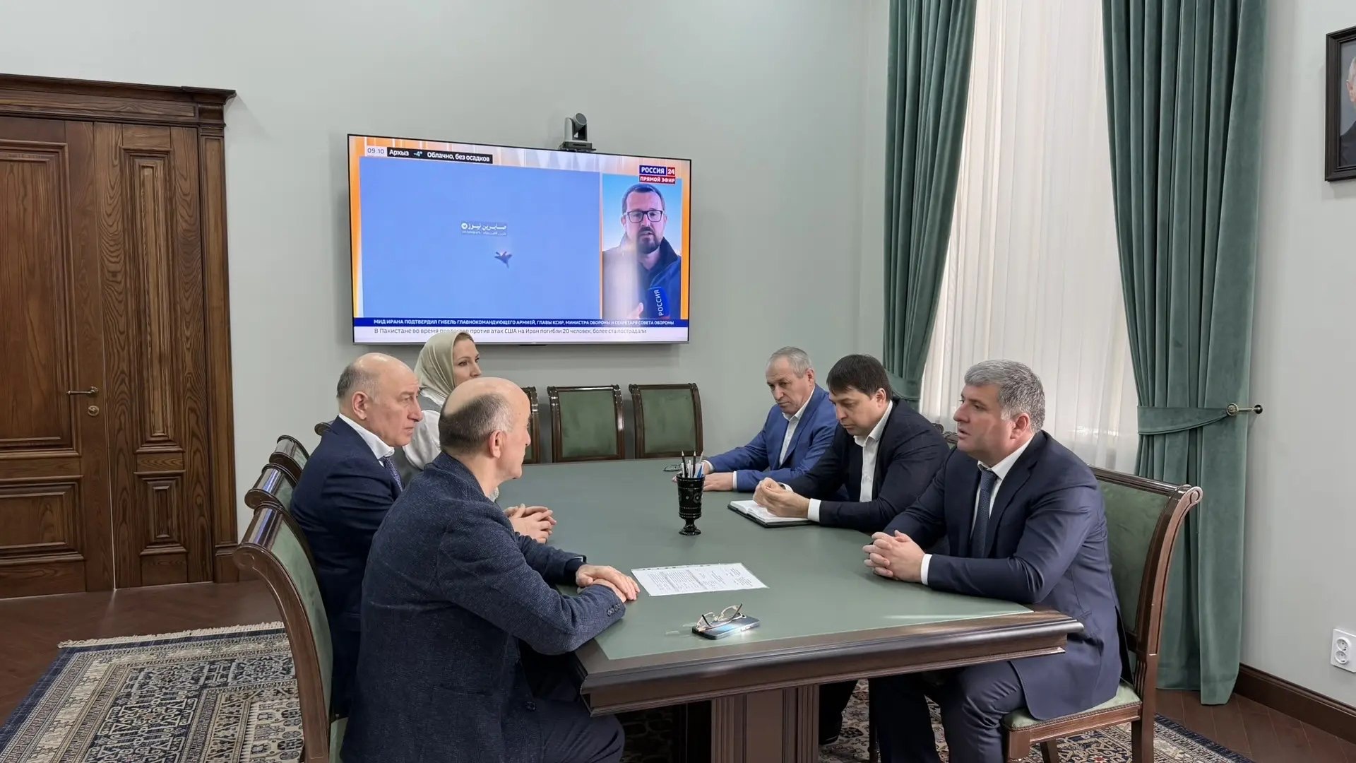 Состоялась рабочая встреча руководства Минфина Дагестана с председателем Общественного совета