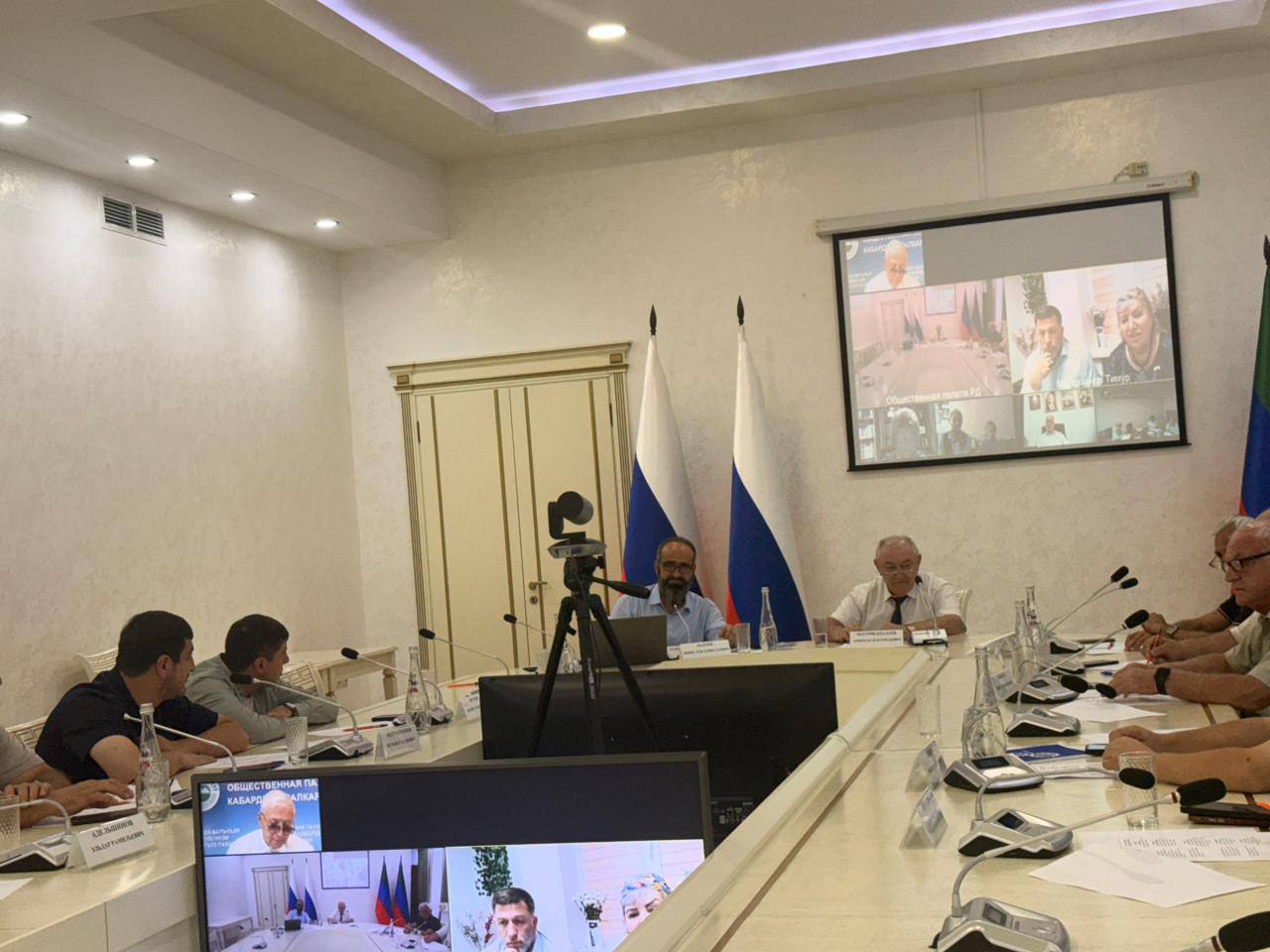 В Махачкале прошёл круглый стол по вопросам общественного наблюдения за выборами-2026