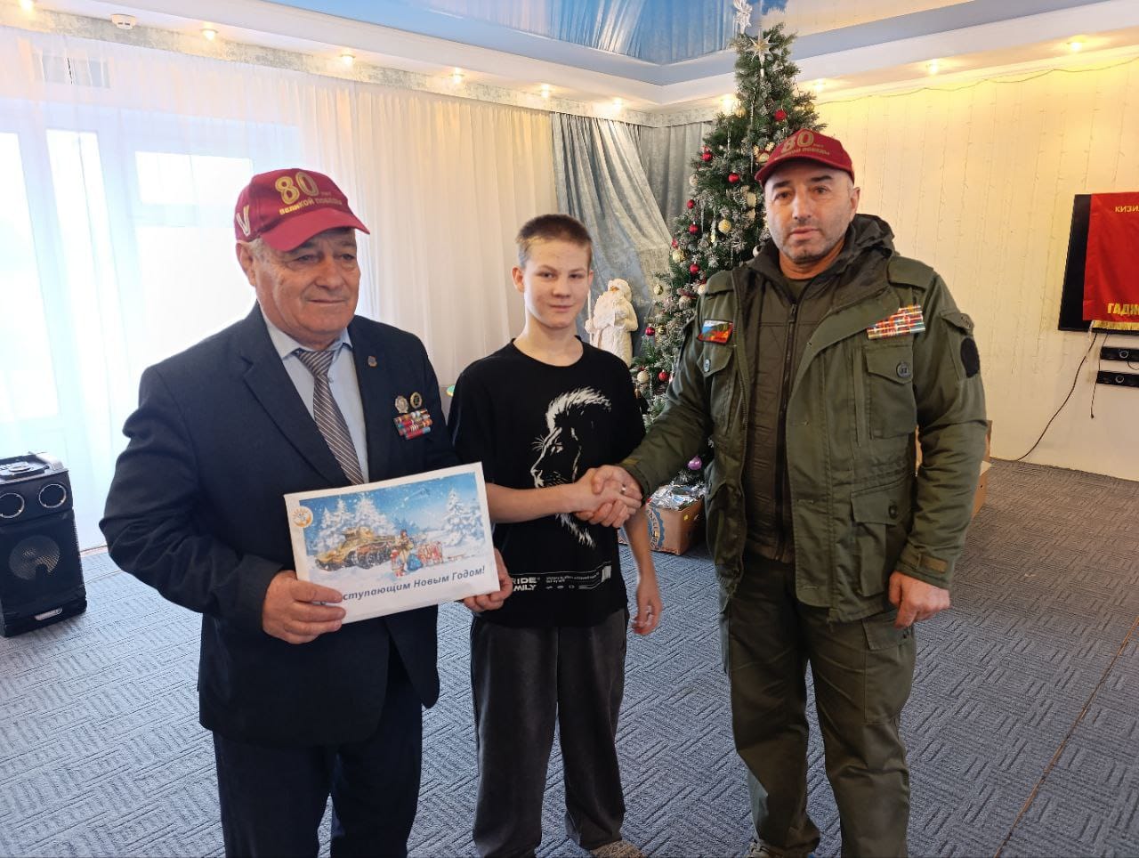 Тепло сердец - детям Луганска: гуманитарная миссия ОП РД в Дом-интернат №1