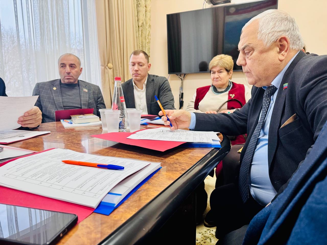 Совет ОП РД: планы на 2026 год, поддержка НКО, награждения и итоги гуманитарной работы в Год защитника Отечества