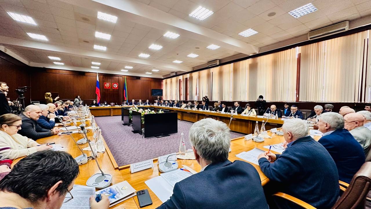 Ежегодный доклад о состоянии гражданского общества в Дагестане рассмотрен на пленарном заседании Общественной палаты Республики Дагестан