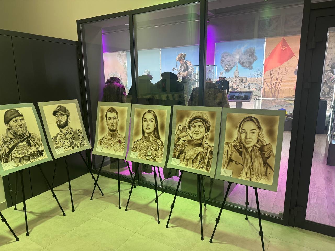 Общественная палата Республики Дагестан поддержала открытие благотворительной выставки «Герои Отечества»