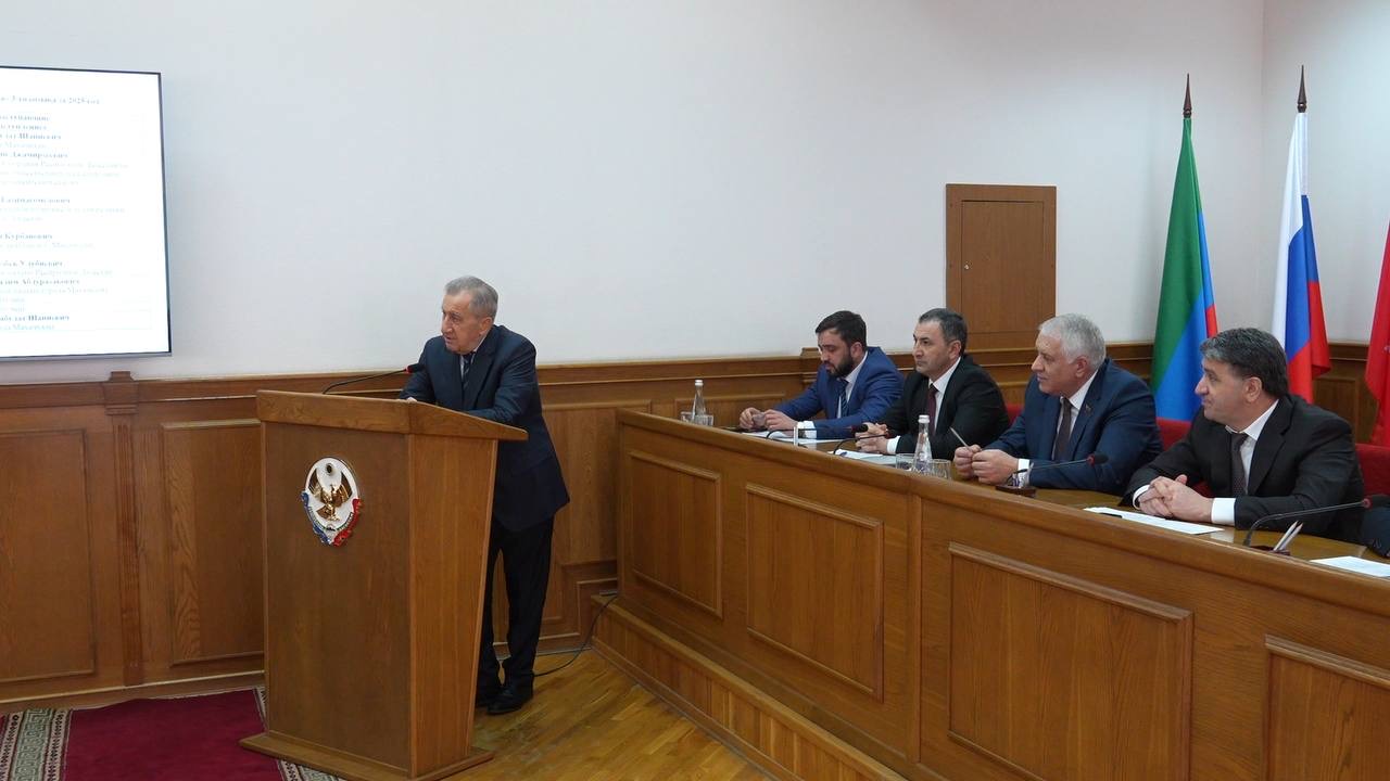 Ислам Магомедов