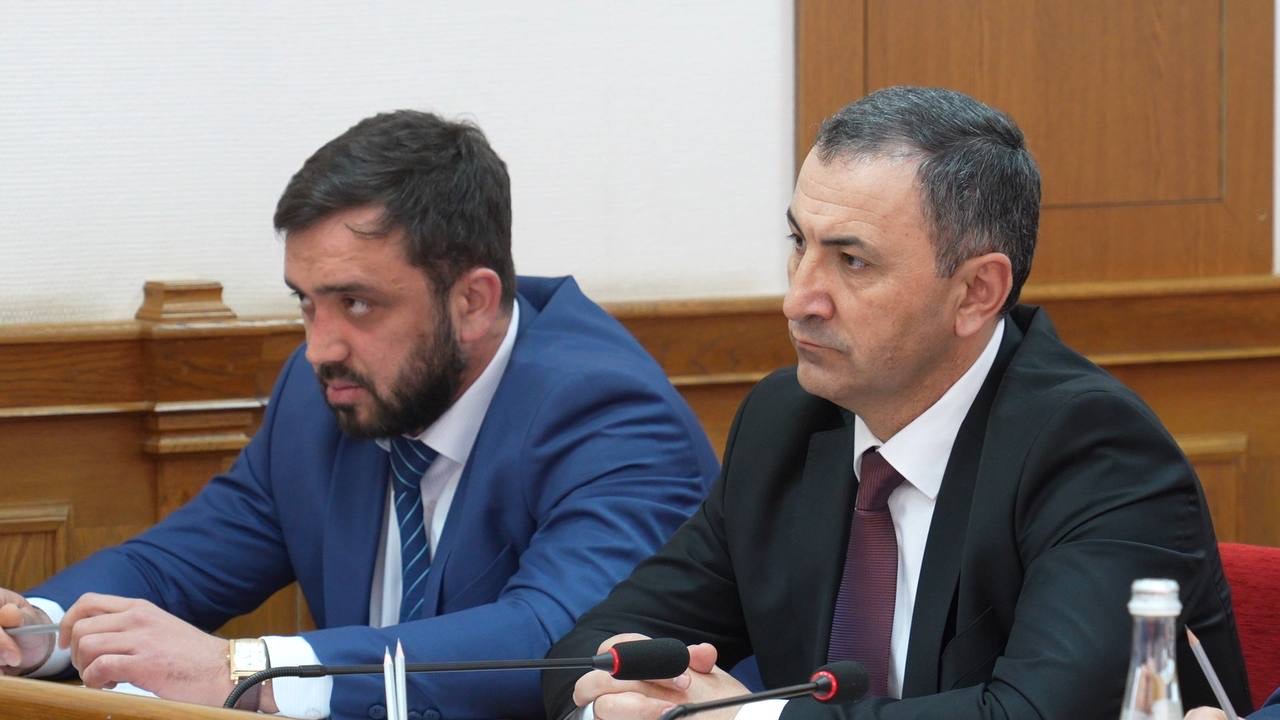 Ислам Магомедов