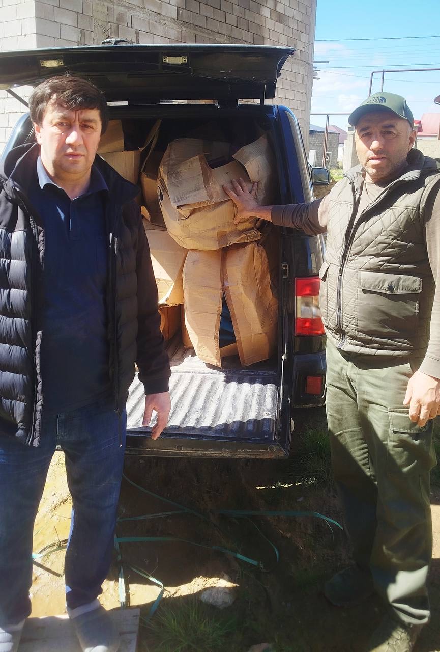 Член Общественной палаты Республики Дагестан принял участие в оказании помощи жителям Хасавюртовского района, пострадавшим от паводков