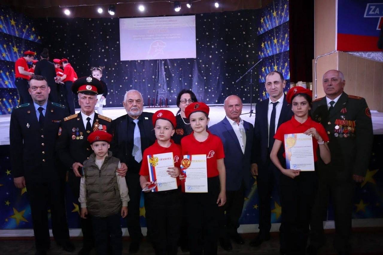 Член Общественной палаты РД Кахриман Ашуров принял участие в торжественном мероприятии, посвящённом 10-летию движения «Юнармия» в Дербенте